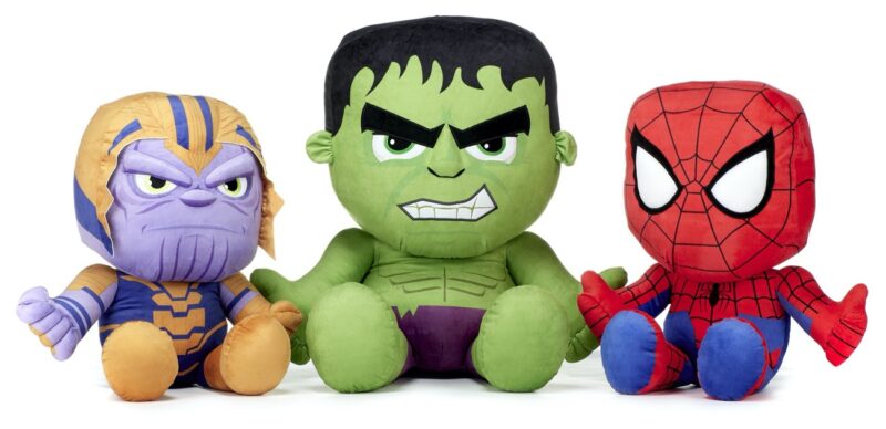 (Mis 7,5) MARVEL AVENGERS Peluche 66cm – 3ass…x6